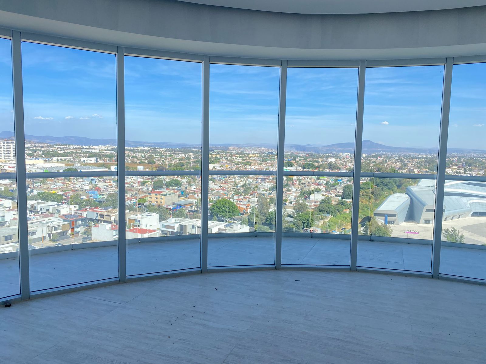 Ventana con polarizado inteligente nanocerámico